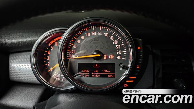 Mini Cooper 2015 — photo 8