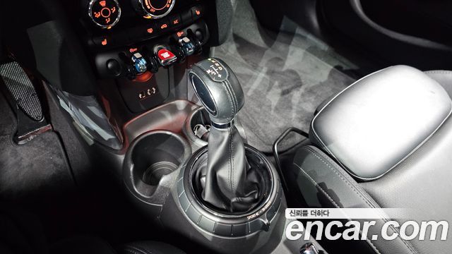 Mini Cooper 2015 — photo 9