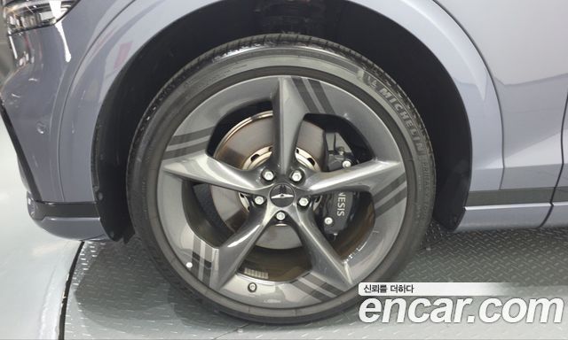 Genesis GV70 2025 — photo 5