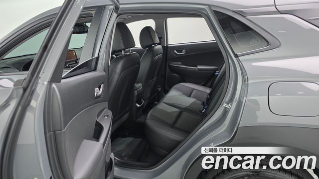 Hyundai Kona 2023 — photo 12
