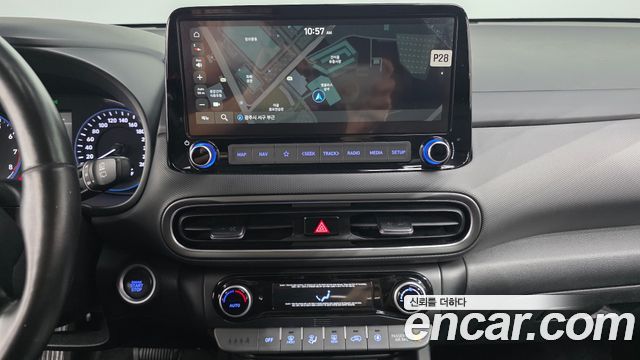 Hyundai Kona 2023 — photo 13