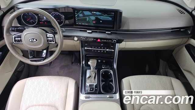 Kia Canival 2021 — photo 7