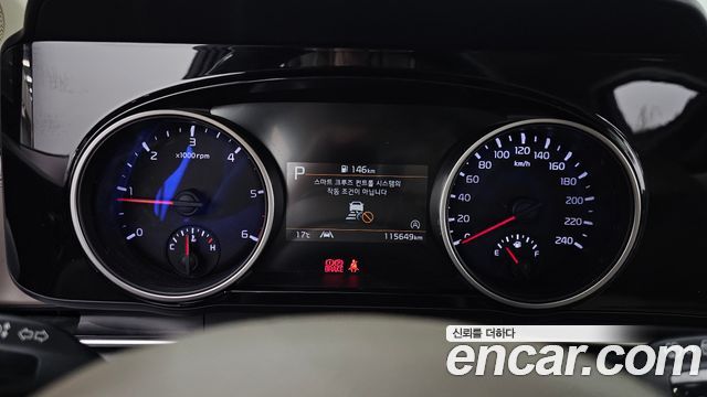 Kia Canival 2021 — photo 8