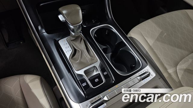 Kia Canival 2021 — photo 9