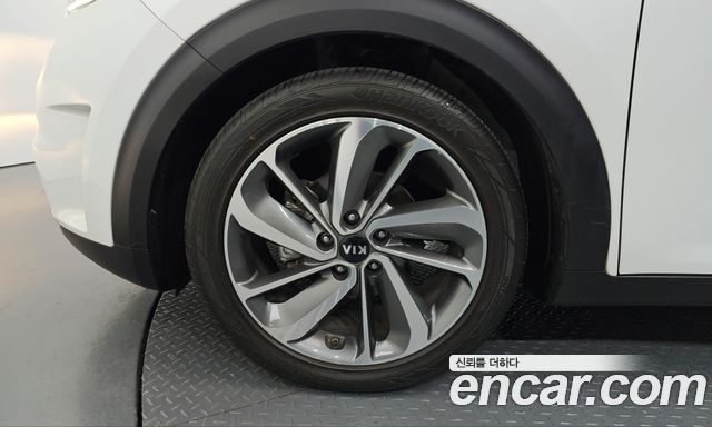 Kia Niro 2017 — photo 5