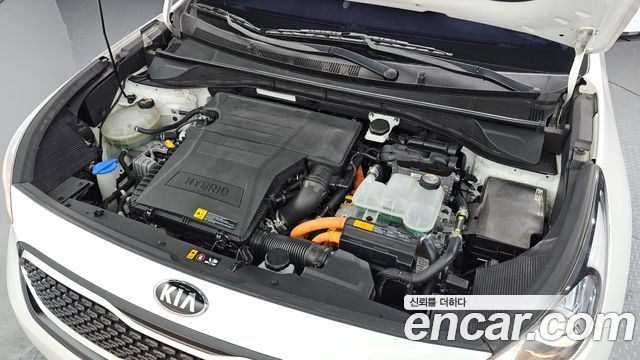 Kia Niro 2017 — photo 6