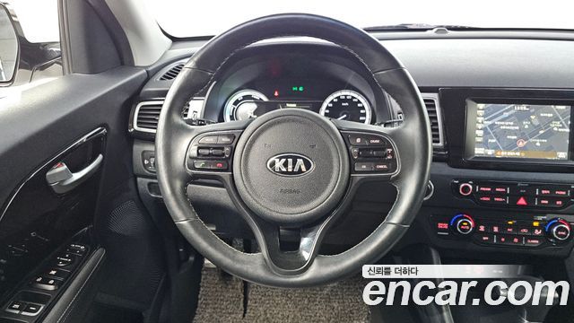 Kia Niro 2017 — photo 19