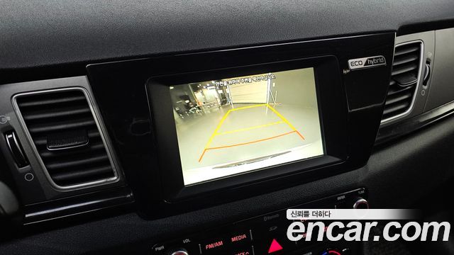 Kia Niro 2017 — photo 21
