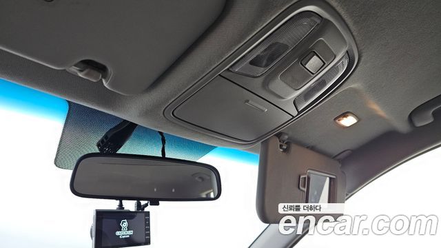 Kia Niro 2017 — photo 25