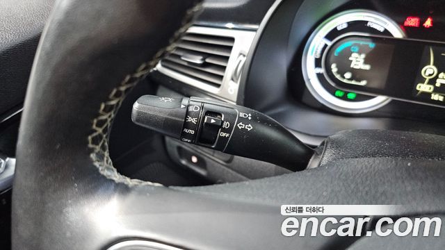 Kia Niro 2017 — photo 30