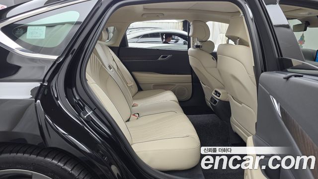 Genesis G80 2022 — photo 17