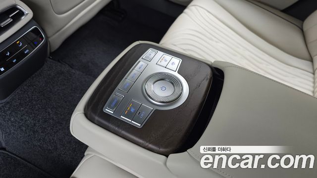 Genesis G80 2022 — photo 22