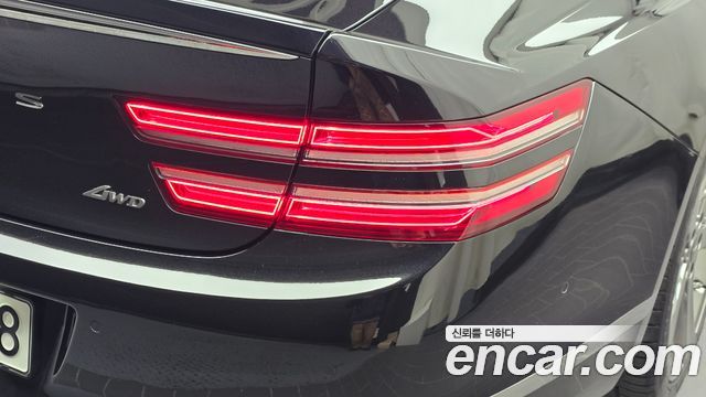 Genesis G80 2022 — photo 9