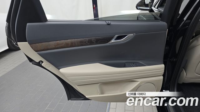 Genesis G80 2022 — photo 15