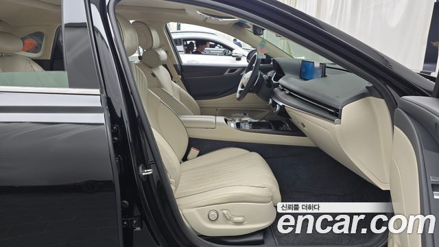 Genesis G80 2022 — photo 16