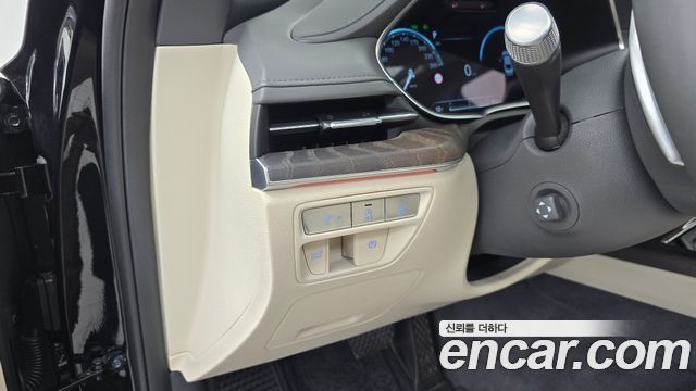 Genesis G80 2022 — photo 28