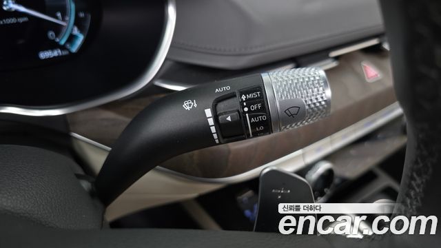 Genesis G80 2022 — photo 29