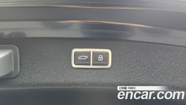 Genesis G80 2022 — photo 32
