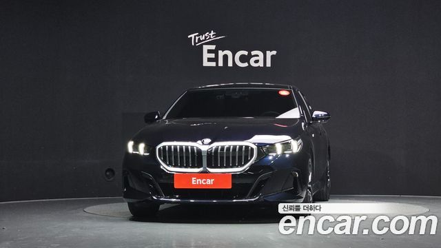 BMW 5-Series 2024 — photo 3