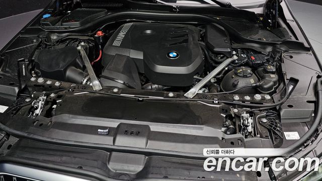 BMW 5-Series 2024 — photo 6