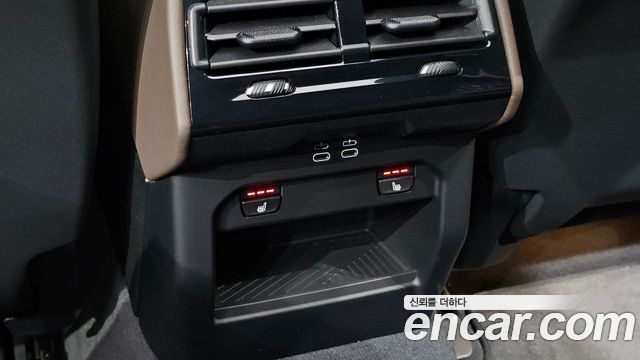 BMW 5-Series 2024 — photo 25