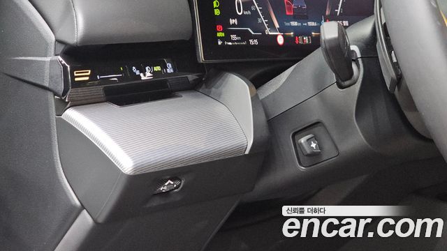 BMW 5-Series 2024 — photo 26
