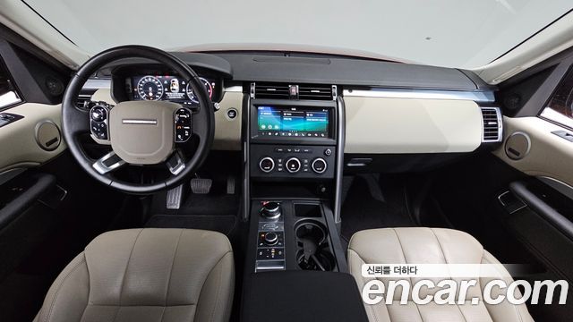 Land Rover Discovery 2020 — photo 10