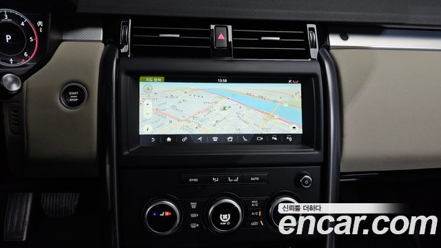 Land Rover Discovery 2020 — photo 20