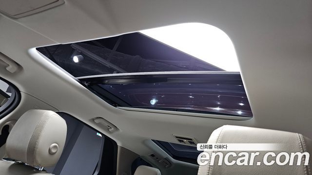 Land Rover Discovery 2020 — photo 24