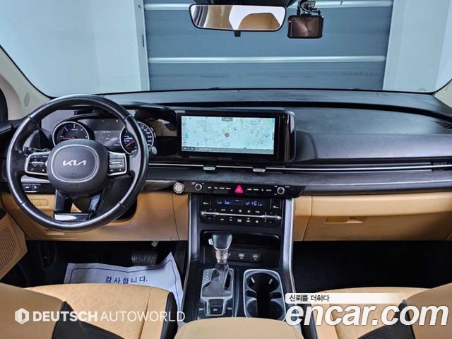Kia Canival 2023 — photo 7