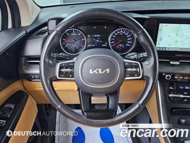 Kia Canival 2023 — photo 13