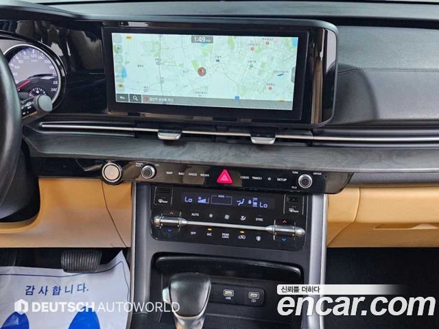 Kia Canival 2023 — photo 14