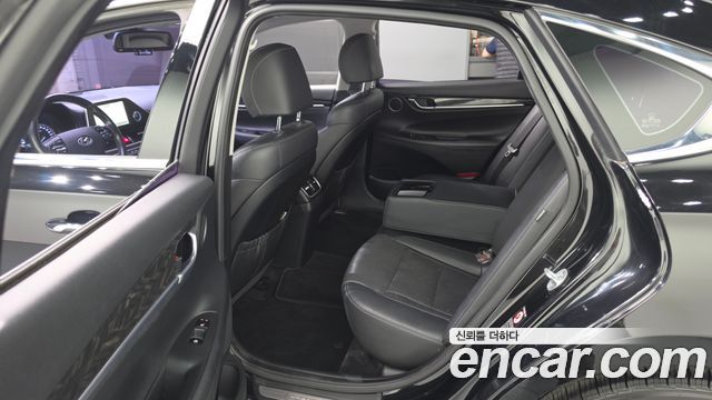 Hyundai Grandeur 2017 — photo 11