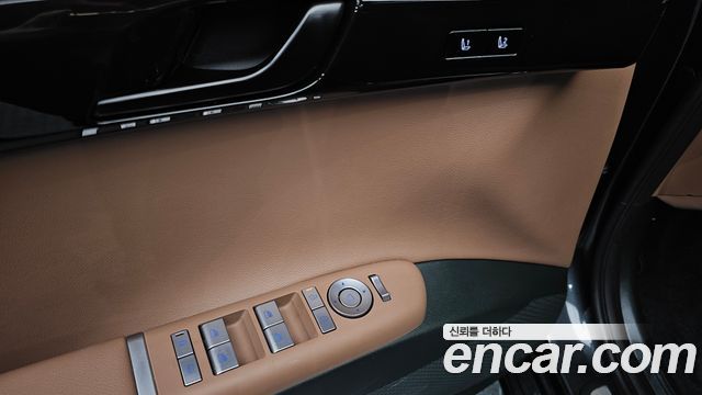 Hyundai Grandeur 2023 — photo 38