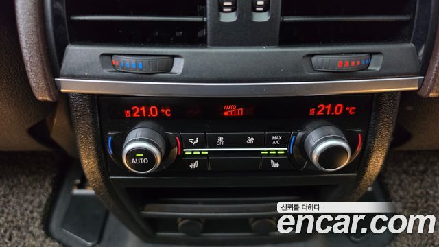 BMW X5 2018 — photo 15