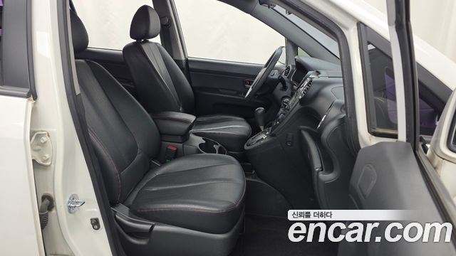 Kia Carens 2011 — photo 11