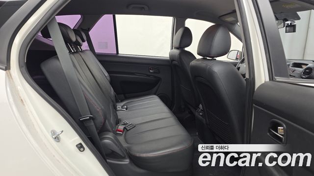 Kia Carens 2011 — photo 12
