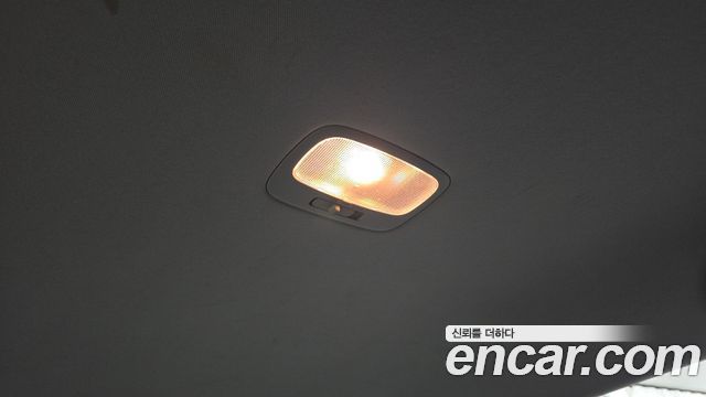 Kia Carens 2011 — photo 17