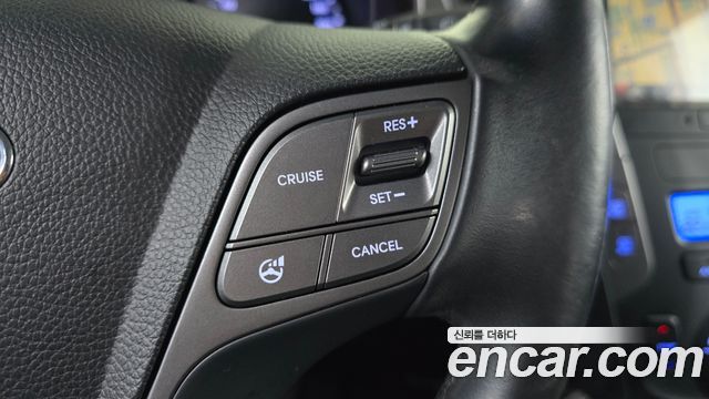 Hyundai Santafe 2013 — photo 25