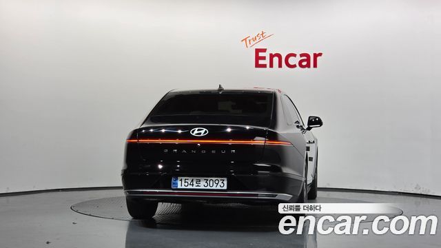 Hyundai Grandeur 2023 — photo 4