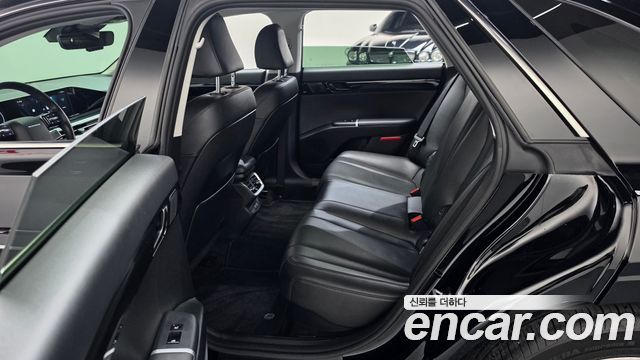 Hyundai Grandeur 2023 — photo 17