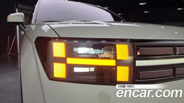 Hyundai Santafe 2024 — photo 8