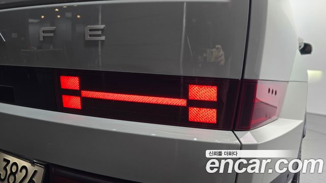 Hyundai Santafe 2024 — photo 9