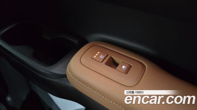 Hyundai Santafe 2024 — photo 28