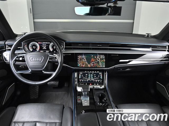 Audi A8 2021 — photo 7