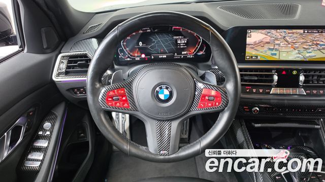 BMW 3-Series 2022 — photo 19