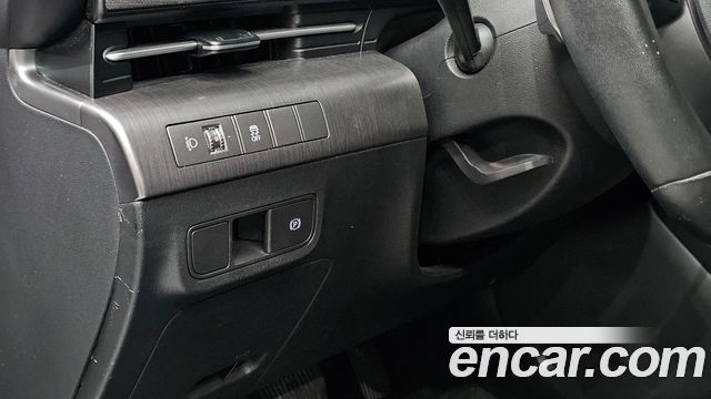 Hyundai Kona 2023 — photo 25