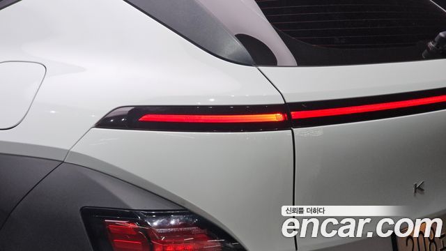 Hyundai Kona 2023 — photo 9