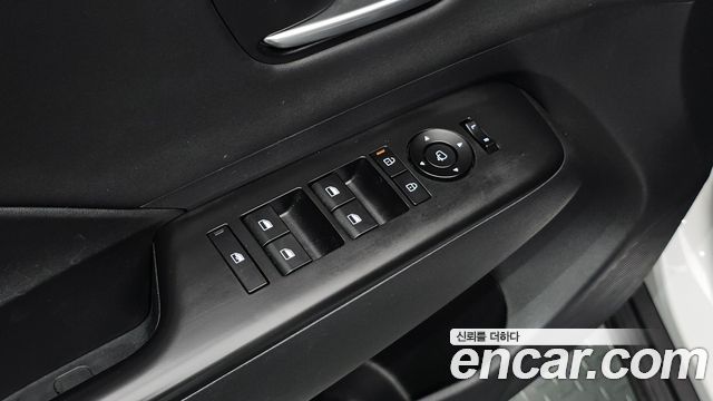 Hyundai Kona 2023 — photo 30