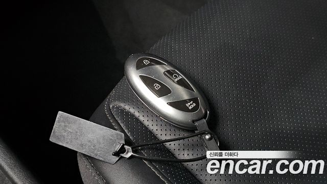 Hyundai Kona 2023 — photo 32
